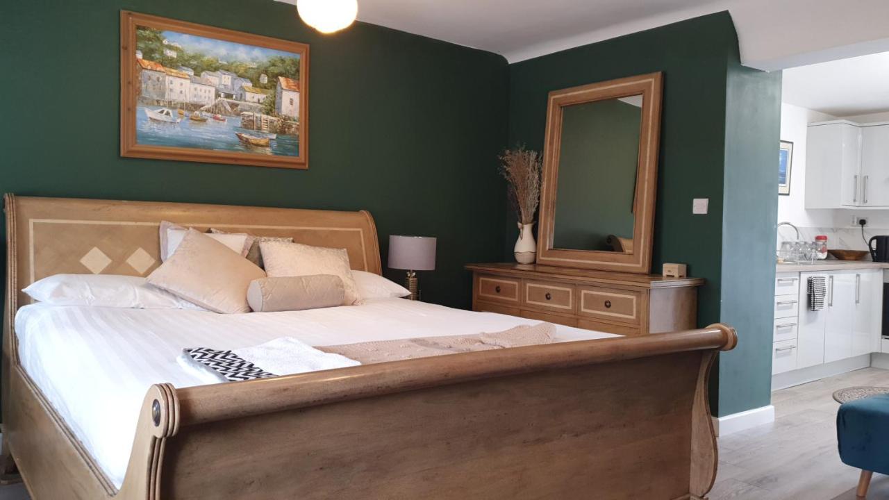 House 1905 - Self Catering Serviced Apartment Tidworth ภายนอก รูปภาพ