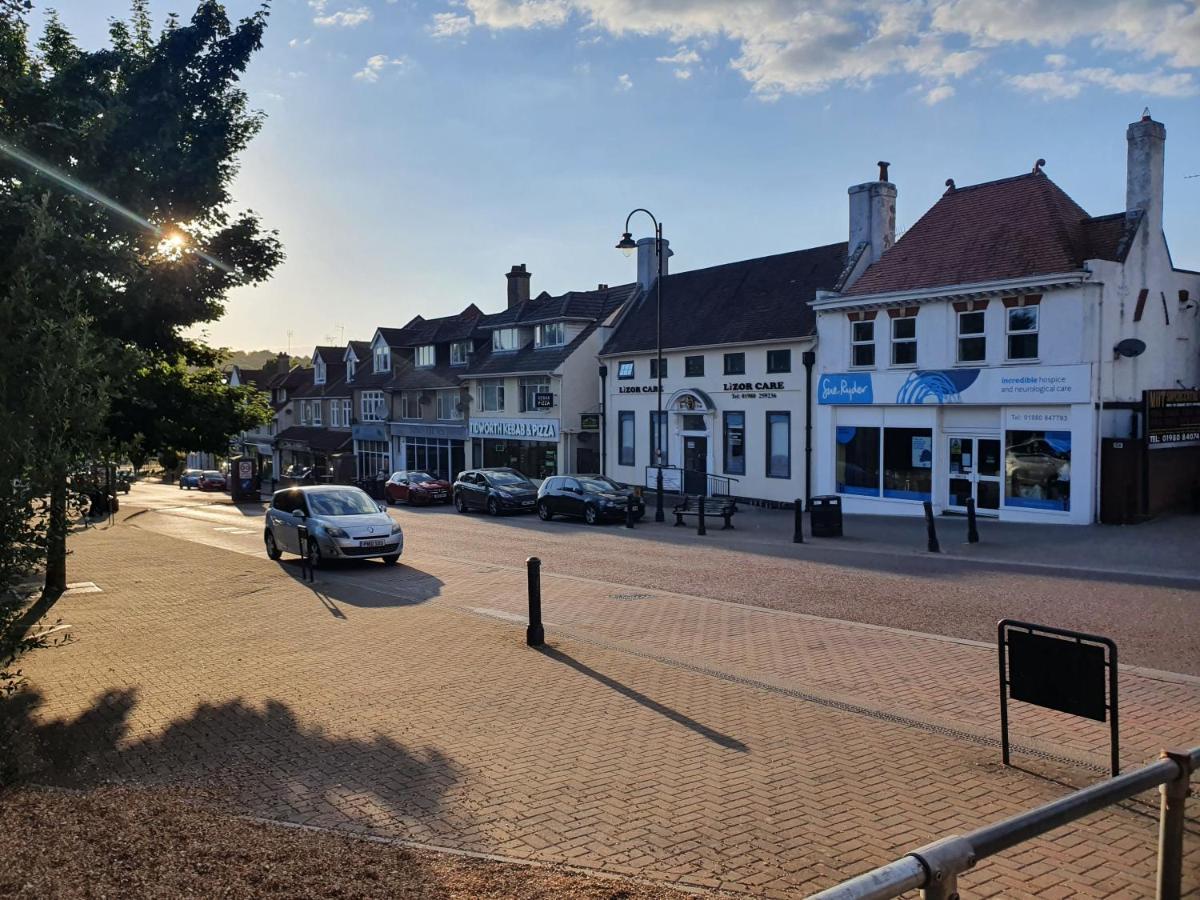 House 1905 - Self Catering Serviced Apartment Tidworth ภายนอก รูปภาพ